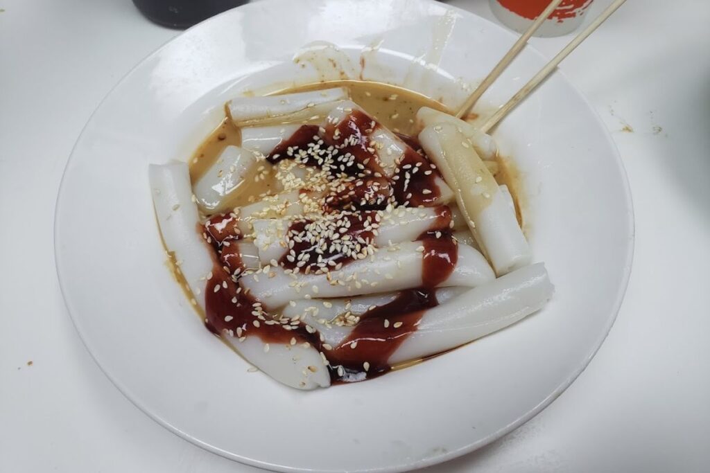 Cheap eats in Hong Kong you must try at least once 11 best cheap eats in hong kong Hop Yik Tai