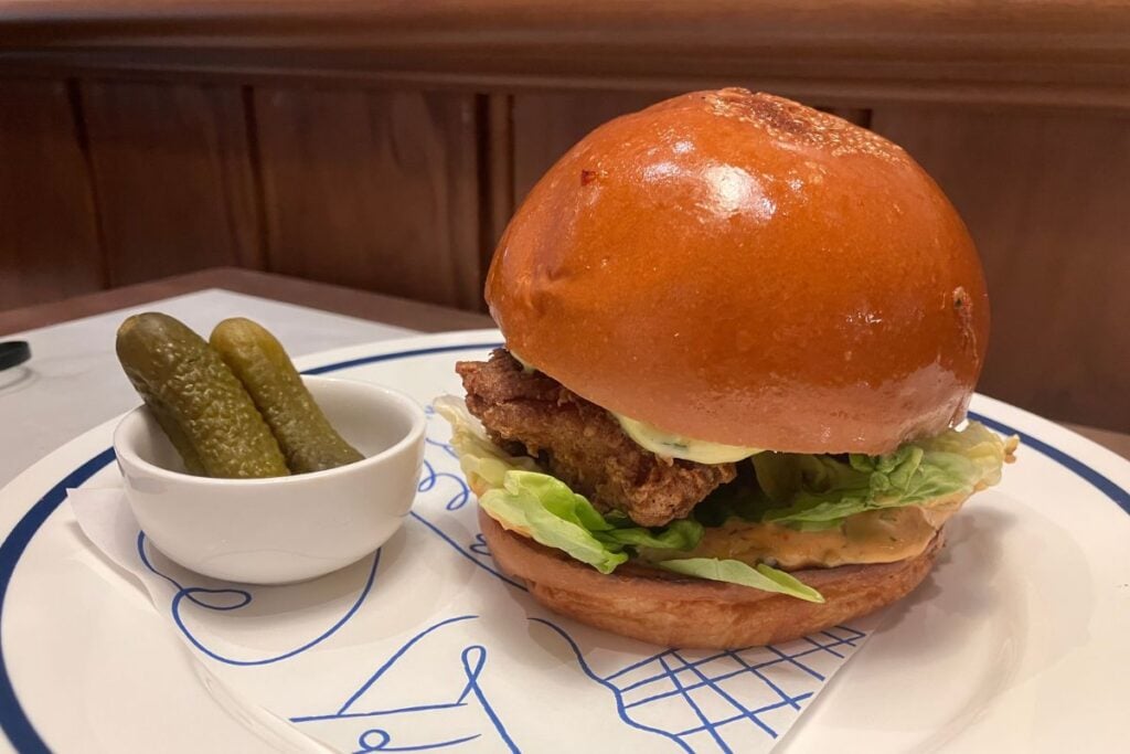 Bakehouse review: Sha Tin lunching just got better with finger-licking salty and sweet treats 1 Bakehouse Sha Tin restaurant piri peri chicken burger