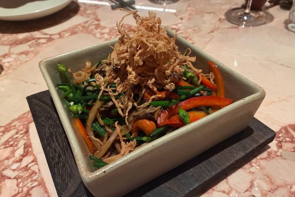 JIJA by Vicky Lau restaurant review stir fry vegetables