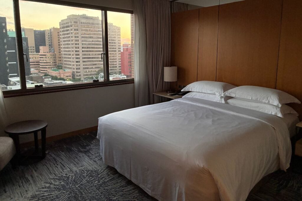 Sheraton Grand Taipei Hotel hotel rooms