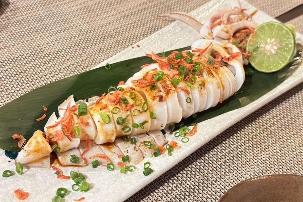 best izakayas Hong Kong Japanese food Mokumoku Yakiton (Tsim Sha Tsui)