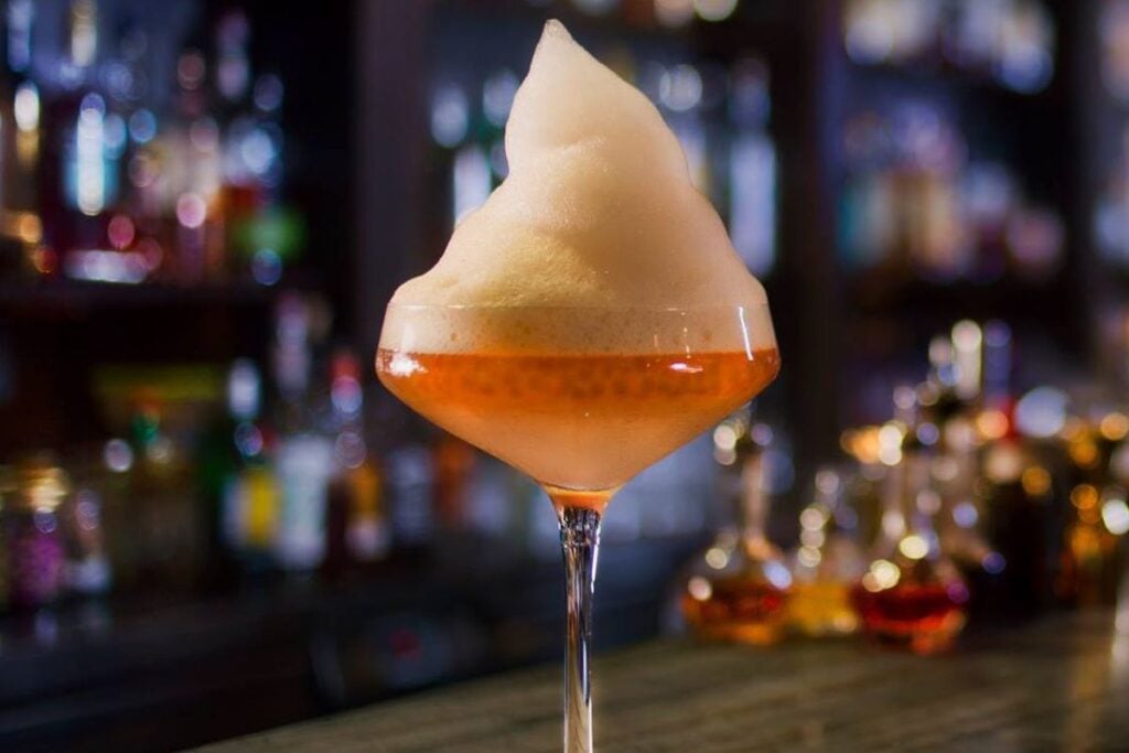 The 32 best bars in Hong Kong to visit in 2026, from dive bars to fine mixology 13 Quinary best bars in Hong Kong