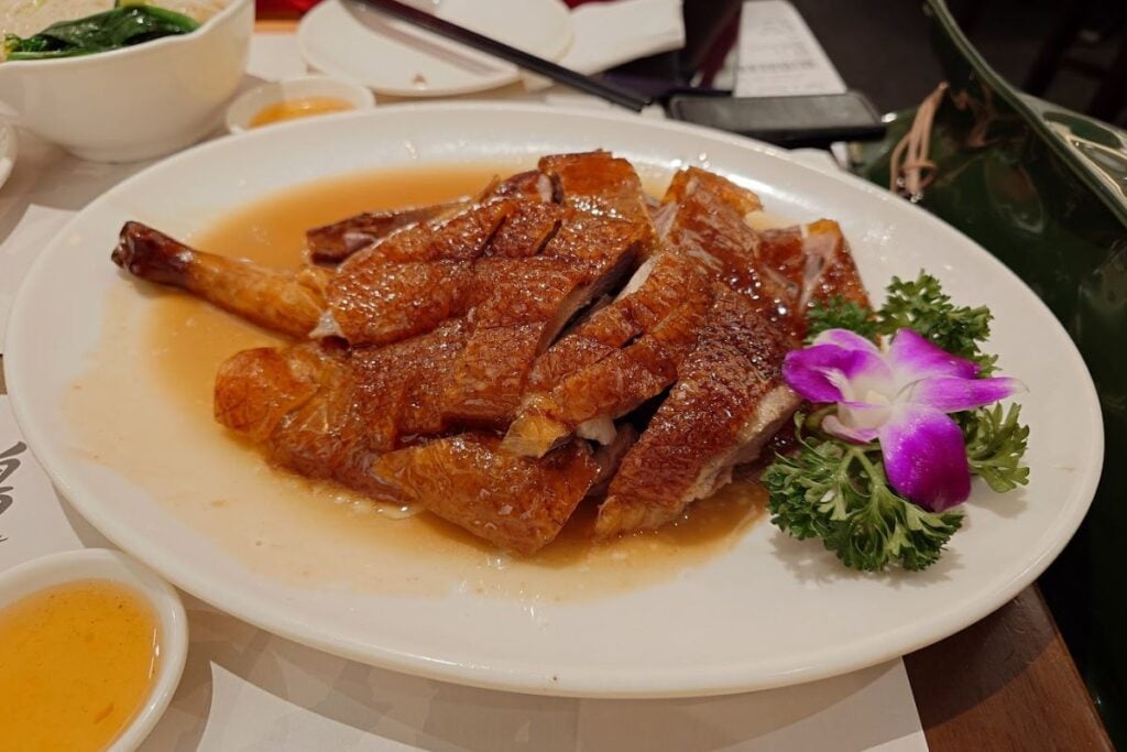 The best restaurants in Wan Chai, including top Italian, Korean, Thai, and Cantonese bites 10 best restaurants in Wan Chai Kam's Roast Goose