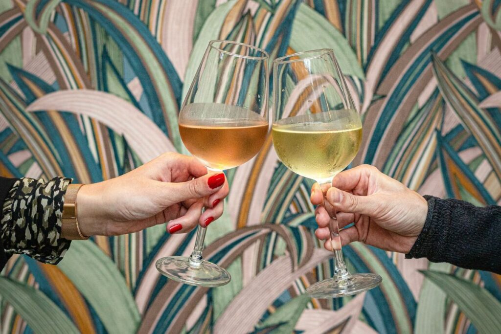 The essential types of wine every foodie needs to know 9 types of wine zinfandel